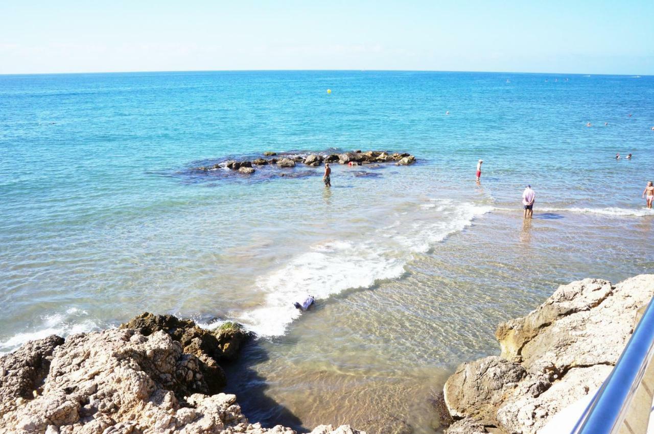 Matilda On The Lägenhet Sitges